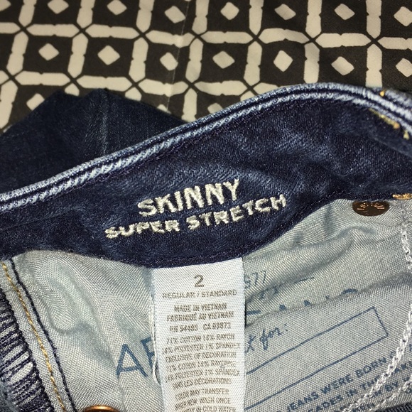 American Eagle Jeans - Size 2 - Picture 6 of 7